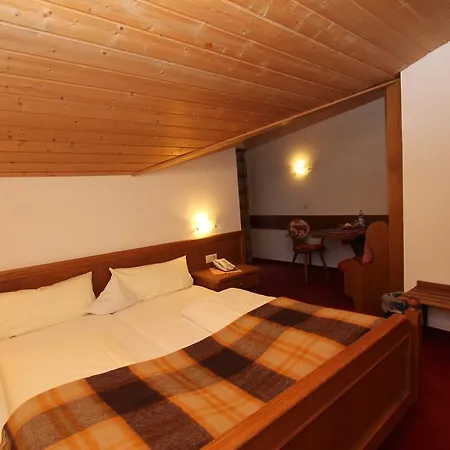 Reikartz Bergpanorama Отель 3*