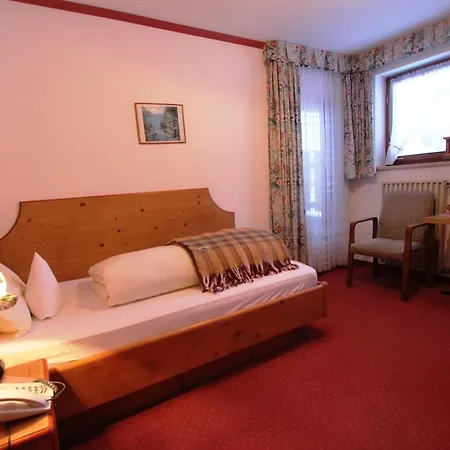 Reikartz Bergpanorama Отель 3*